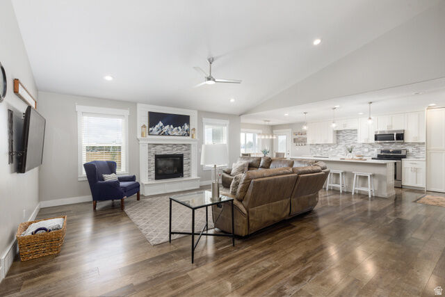 Property Photo: 2401 W 2775 N UT 84404