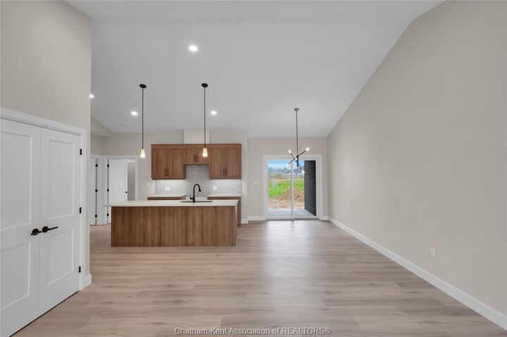 Property Photo: 587 Keil Trail North ON N7L 0G8