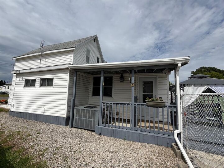 Property Photo: 655 Duke Street ON N8A 1G1