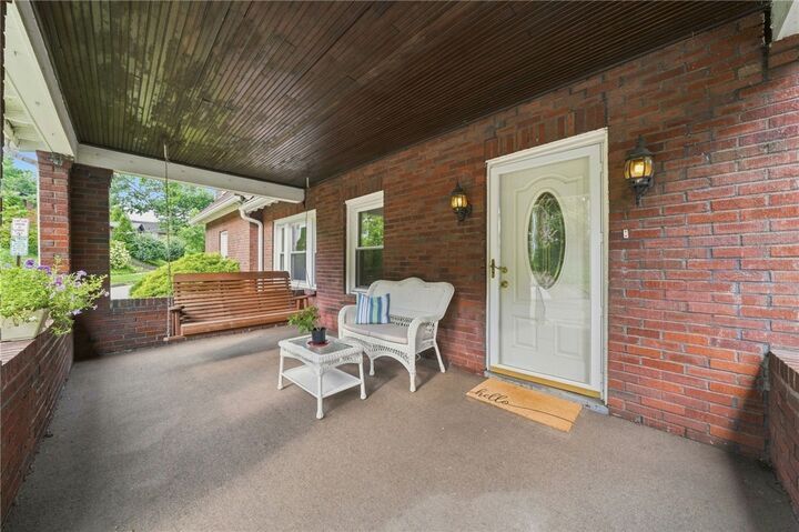 Property Photo:  226 Garland St  PA 15218 