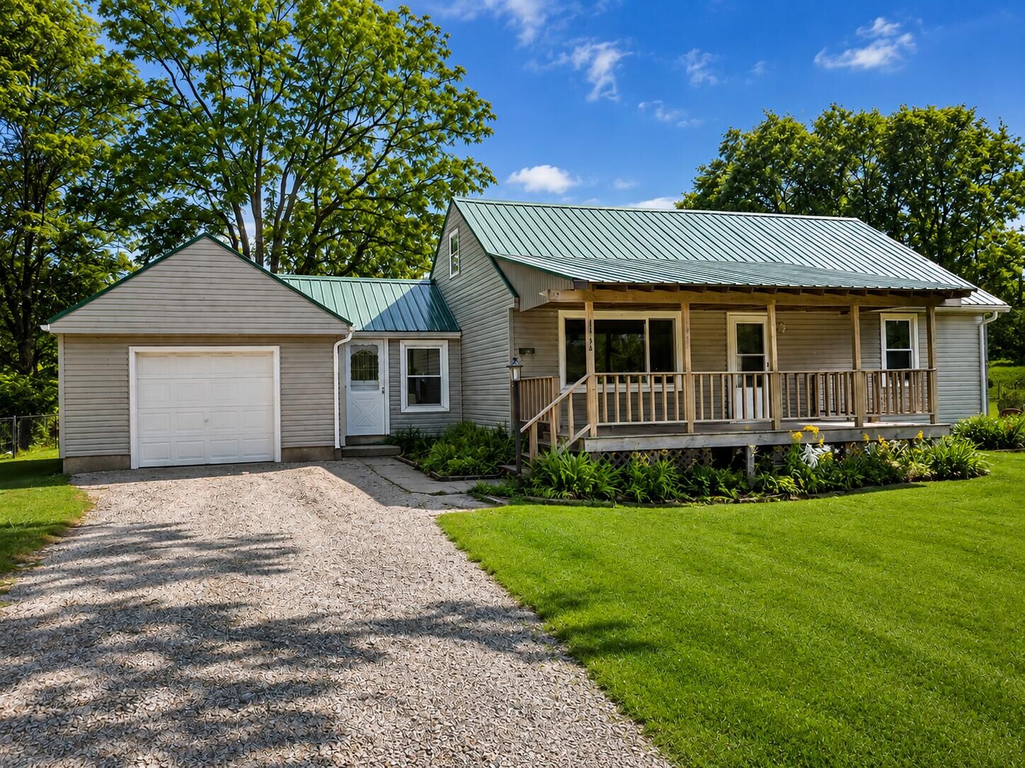 Property Photo:  1964 Ontario Avenue  OH 45414 