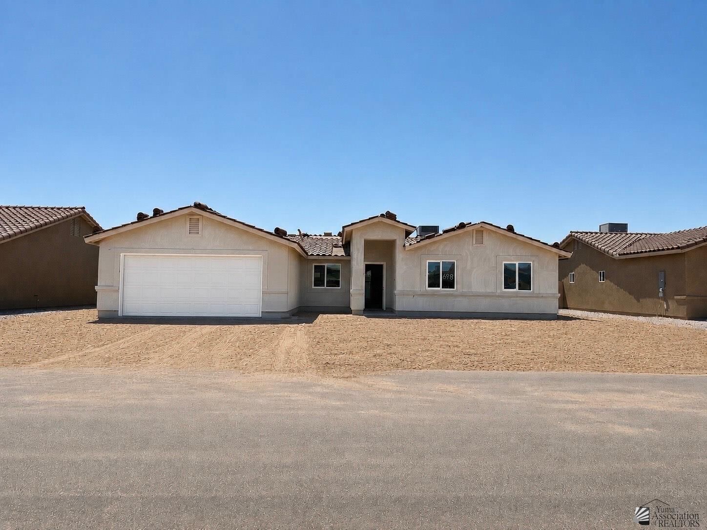 Property Photo: 7147 E 45 St AZ 85365