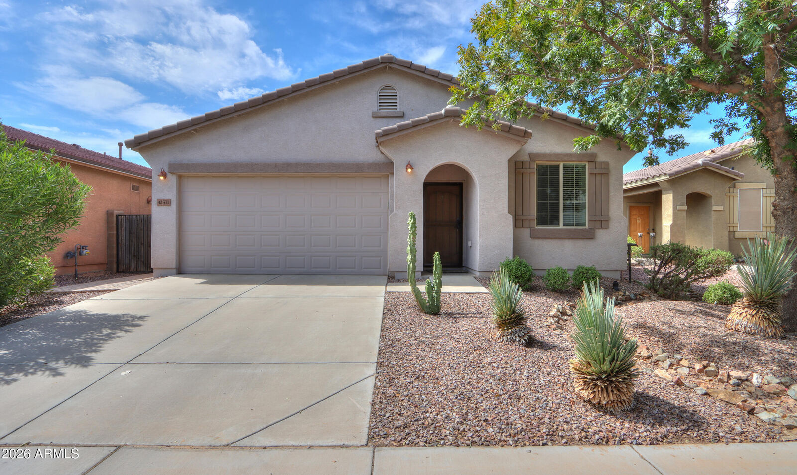 Property Photo:  42531 W Palmyra Lane  AZ 85138 