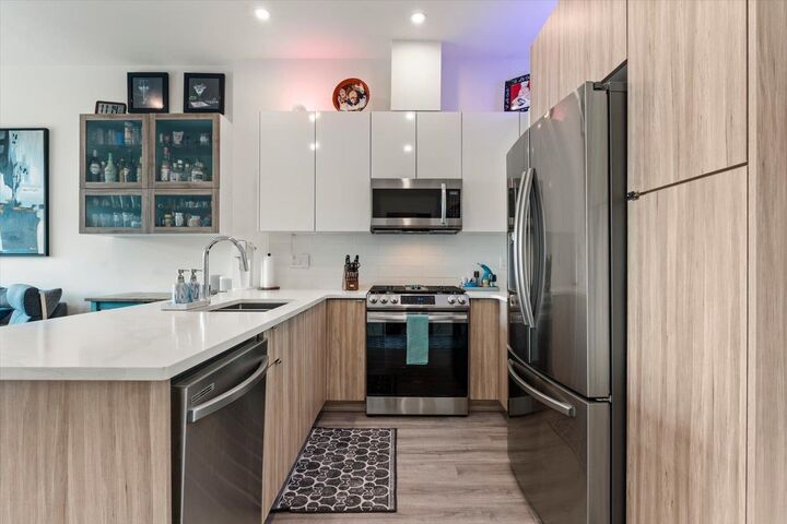 Property Photo: 2649 James Street 603 BC V2T 3L6