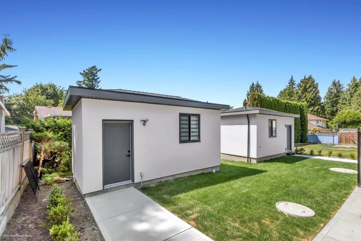 Property Photo: 7085 E 115 Street BC V4E 1X7