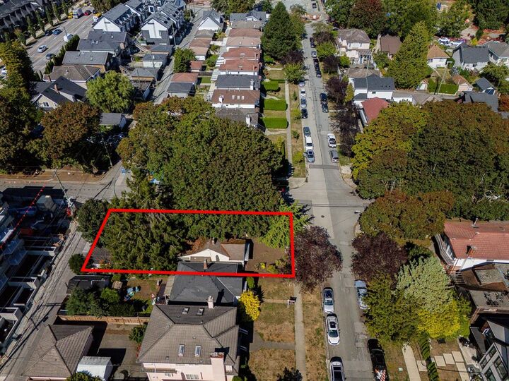 Property Photo: 970 W 64th Avenue BC V6P 2M1