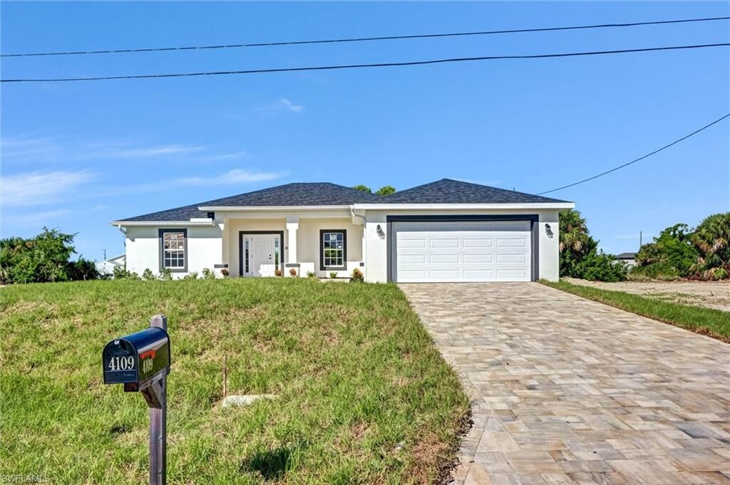 Property Photo:  4106 NE 14th Pl  FL 33909 