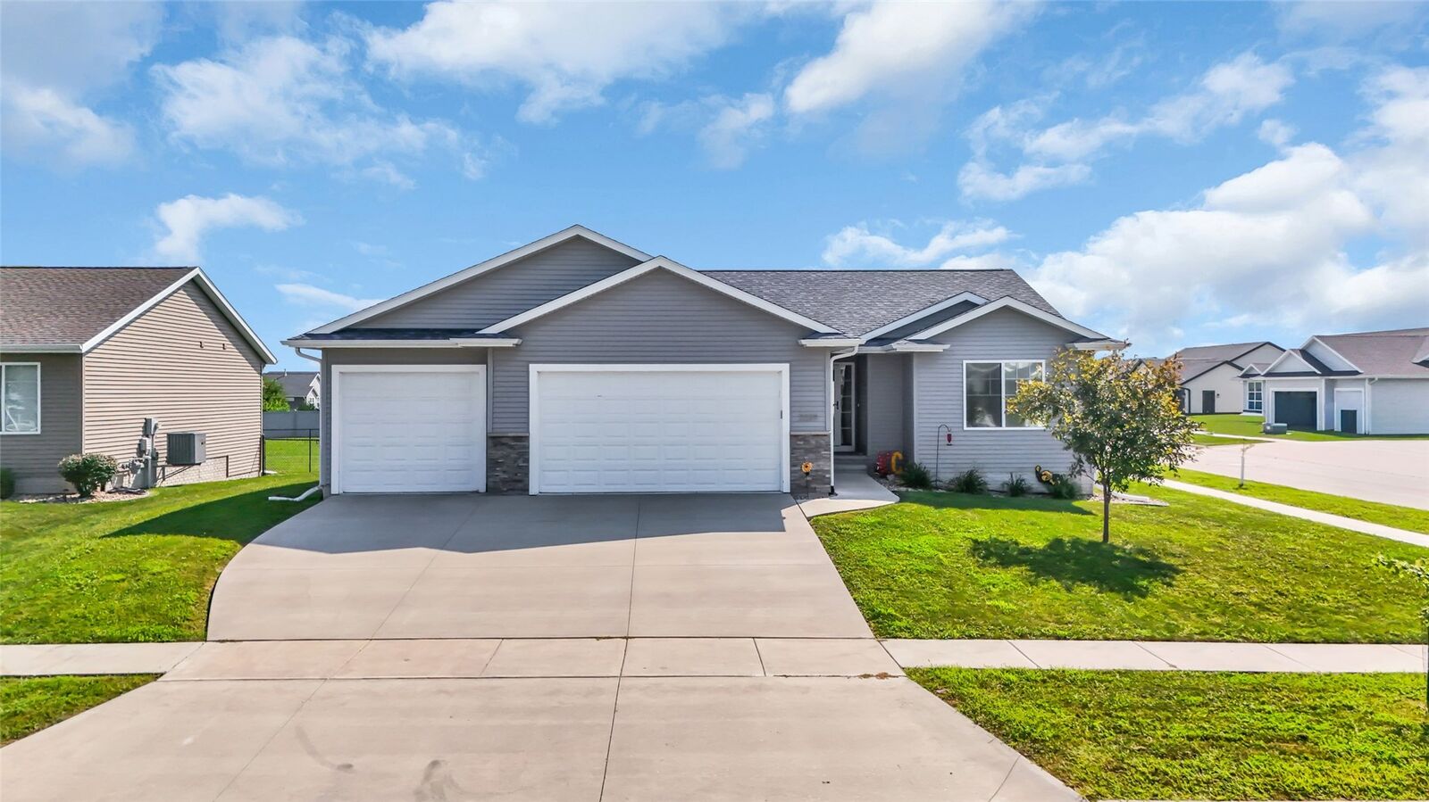 Property Photo: 2239 Crestwood Lane IA 50648