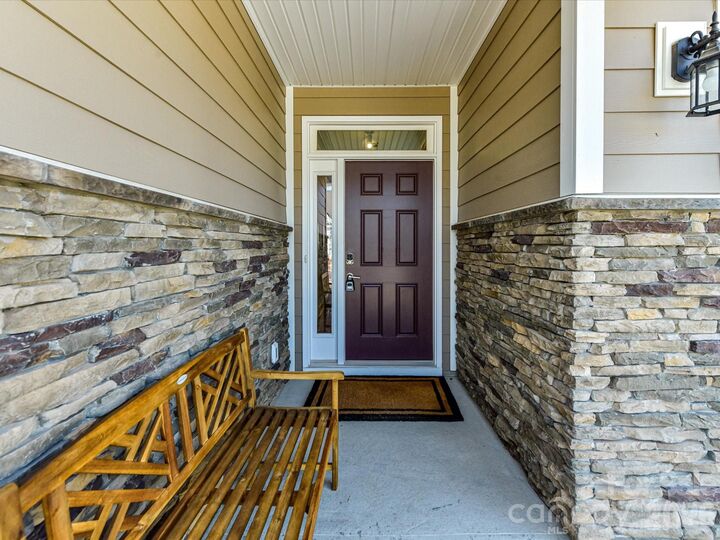 Property Photo:  109 N Dunlavin Way  NC 28115 