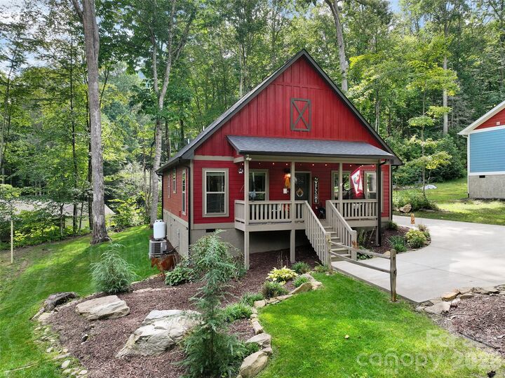 Property Photo:  545 Twinbrook Lane  NC 28751 
