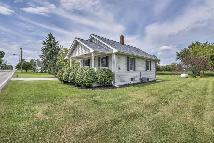 Property Photo:  20380 State Route 739  OH 43344 