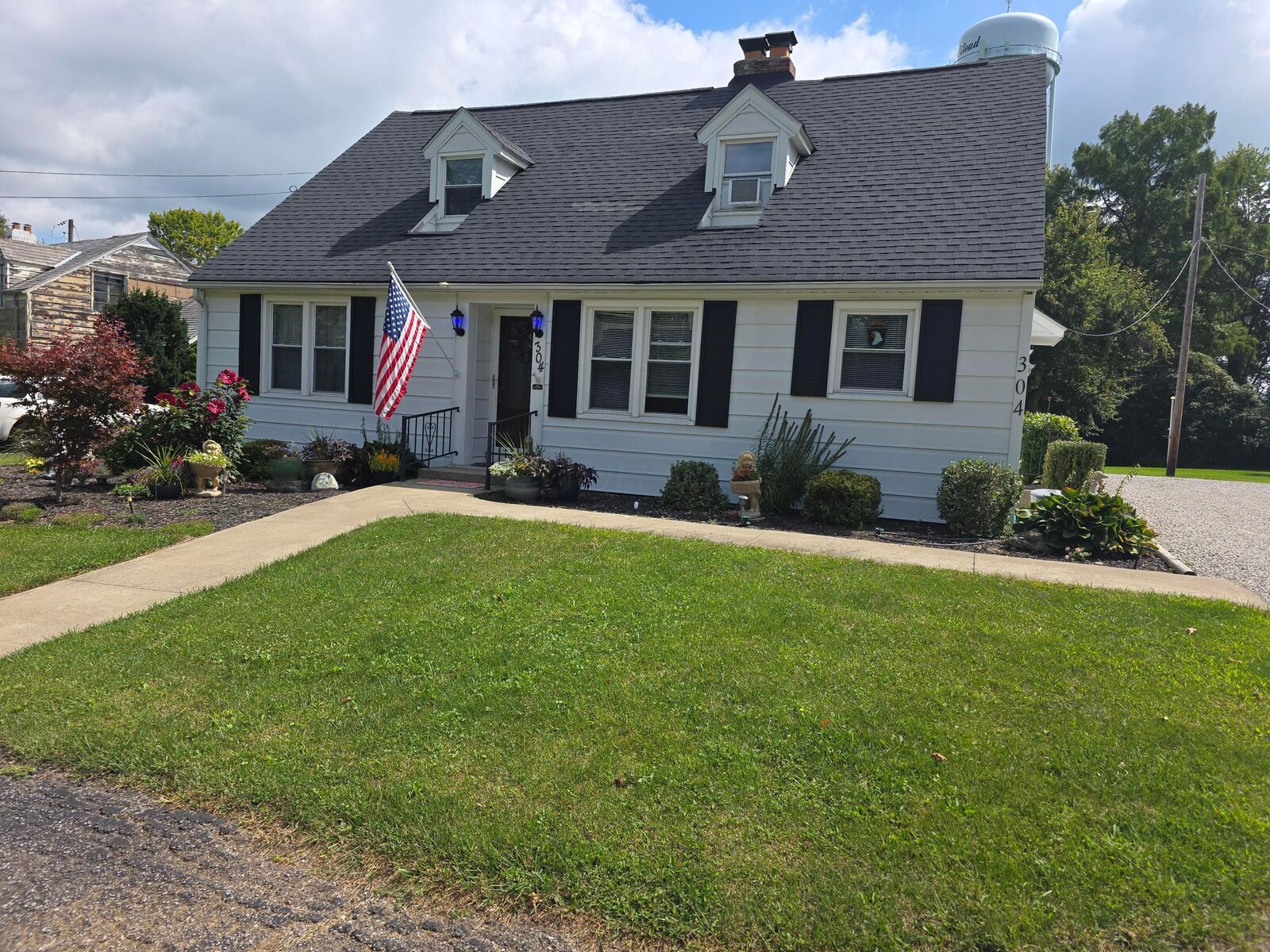 Property Photo:  304 N Main Street  OH 43338 