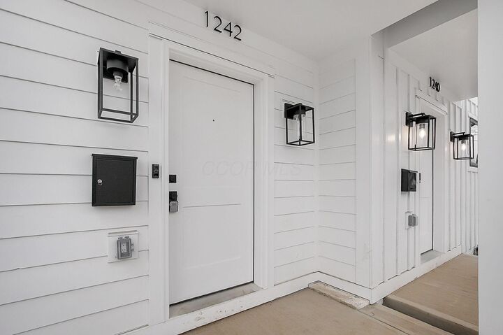 Property Photo: 1242 Oxley Road OH 43212