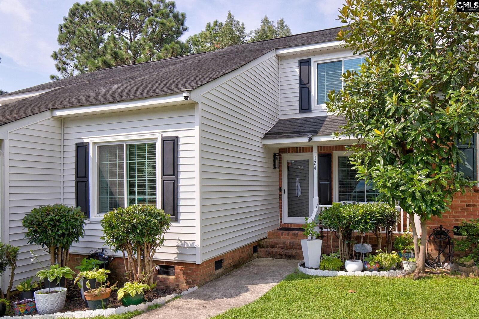 Property Photo:  124 N Lake Pointe  SC 29229 