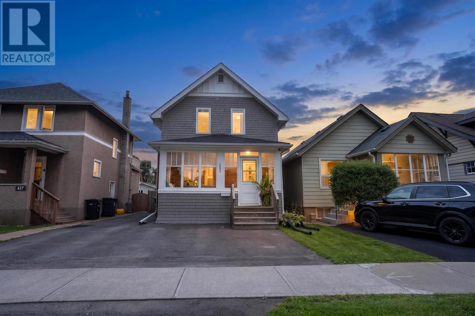 Property Photo:  423 Marks St S  ON P7E 1M4 