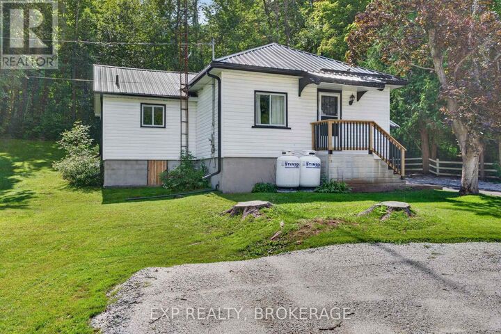 Property Photo:  22053 Highway 7  ON K0H 2B0 