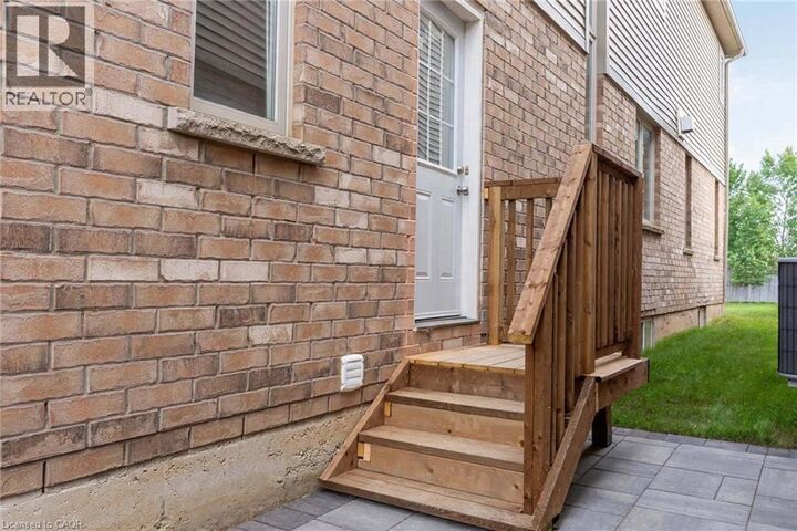Property Photo:  53 Creek Ridge Street  ON N2R 0B6 