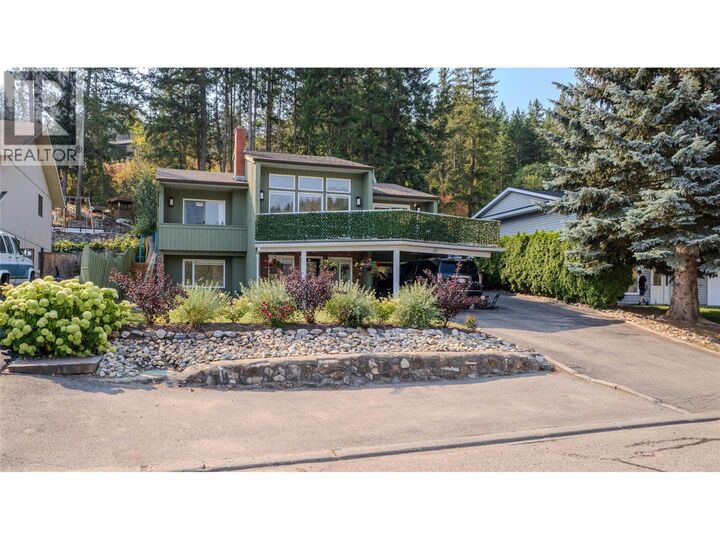 Photo de la propriété:  29 Preston Crescent  BC V4Y 4C5 
