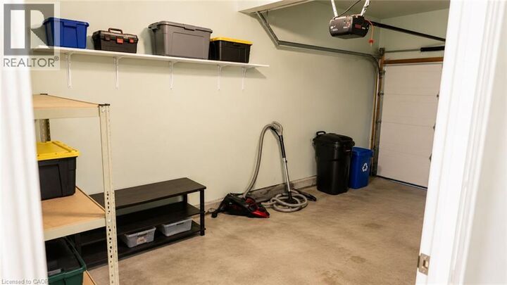 Property Photo:  10 Holborn Court 38  ON N2A 3Y9 