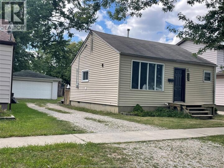 Property Photo:  1423 Aubin Road  ON N8Y 4E8 