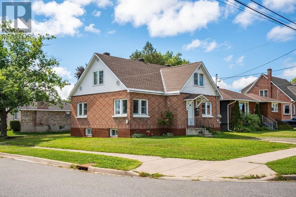 Property Photo: 341 Devon Rd ON P6C 1Y4