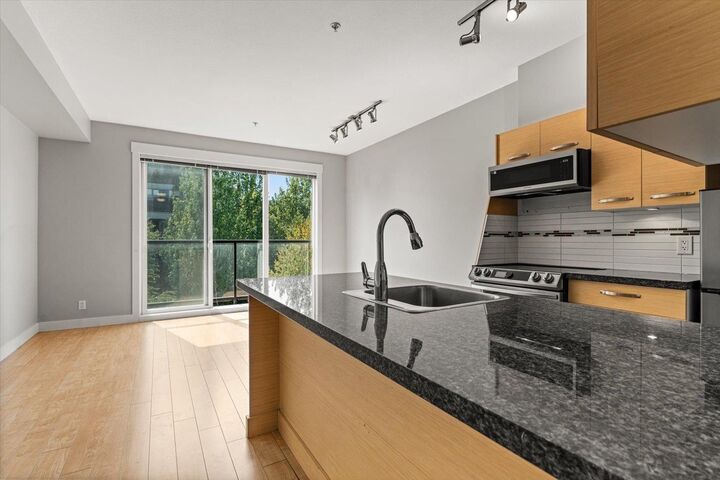 Photo de la propriété: 33539 Holland Avenue 310 BC V2S 0C6