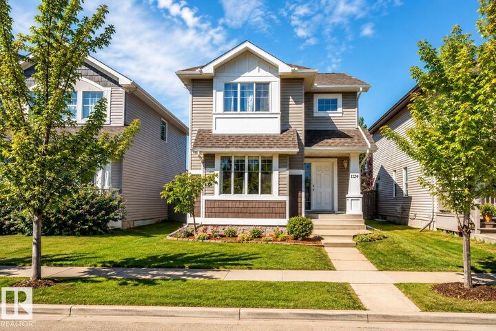 1124 37A Avenue NW — photo 1