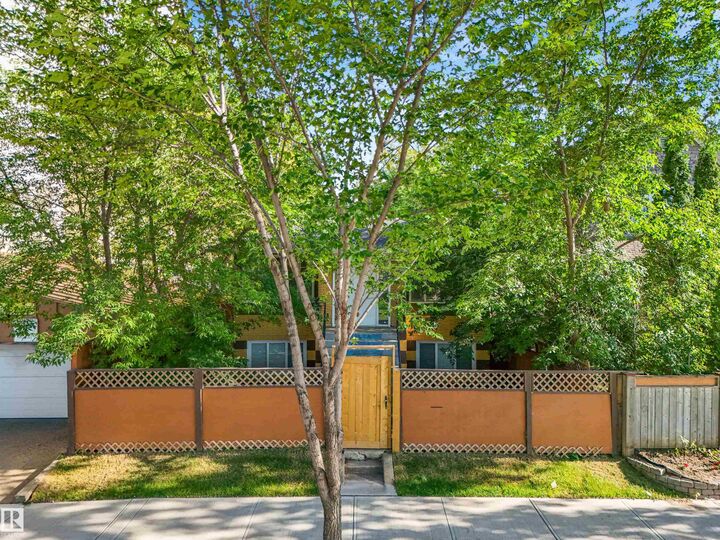 9347 105 Avenue NW — photo 1