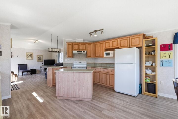 Property Photo: 234 Oak Wood Drive NW AB T6P 0A3