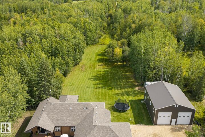 Property Photo: 211 Aspen Drive AB T9S 1S3