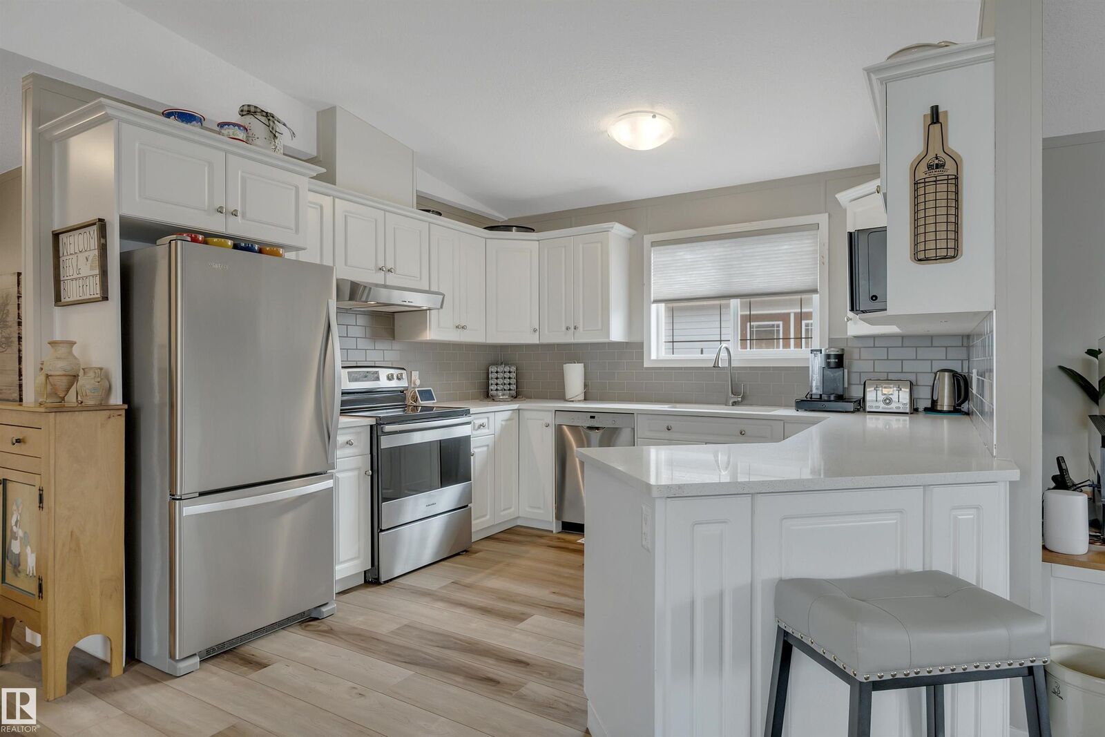 Property Photo: 3007 Aspen Wynd AB T9E 8R5