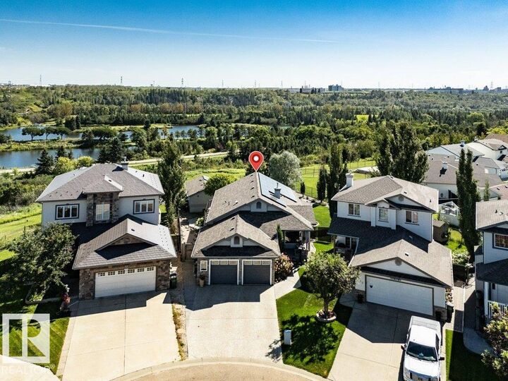 Property Photo:  715 Hooke Place NW  AB T5A 5H4 