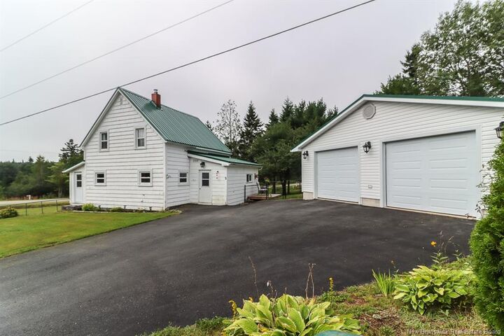 Property Photo:  5 McGraw Road  NB E5R 1R8 