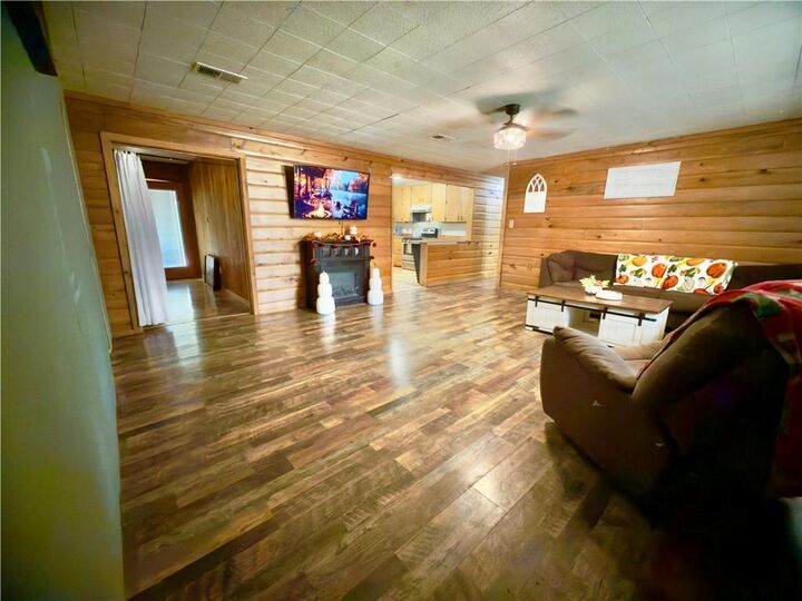 Property Photo: 650 Highway 776 Highway LA 71342