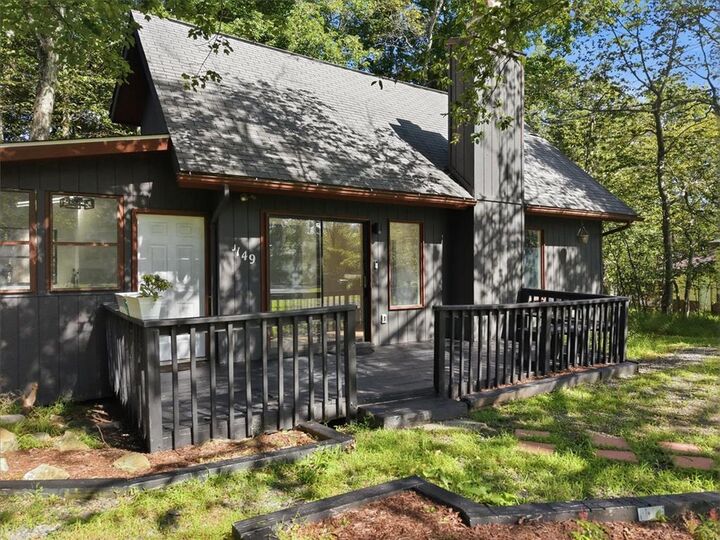 Property Photo:  9205 Westwood Drive  PA 18466 