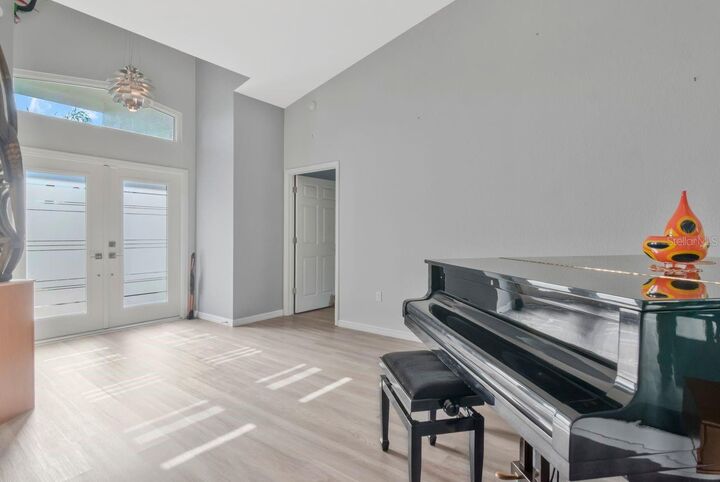 Property Photo: 15906 McGlamery Road FL 33556