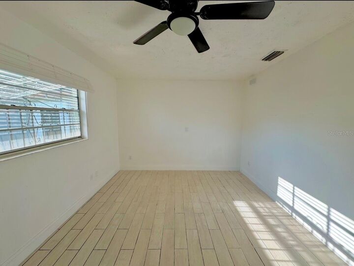Property Photo:  6716 Paul Revere Court  FL 32809 