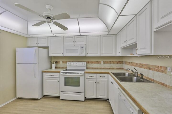 Property Photo:  3680 Ironwood Circle 105L  FL 34209 