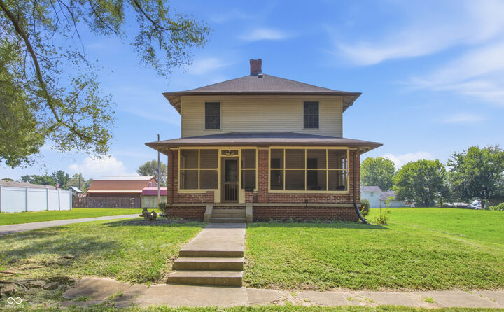 Property Photo: 2115 Irwin Drive IN 47201