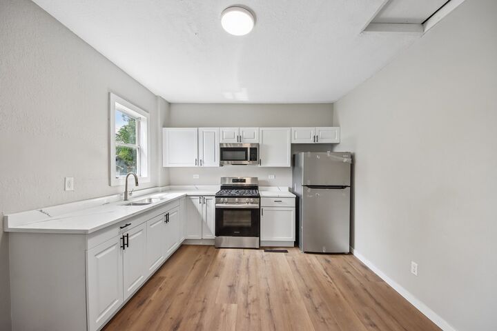 Property Photo:  255 N Hunter Avenue  IL 60901 