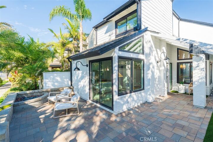 Property Photo: 518 19th CA 92648