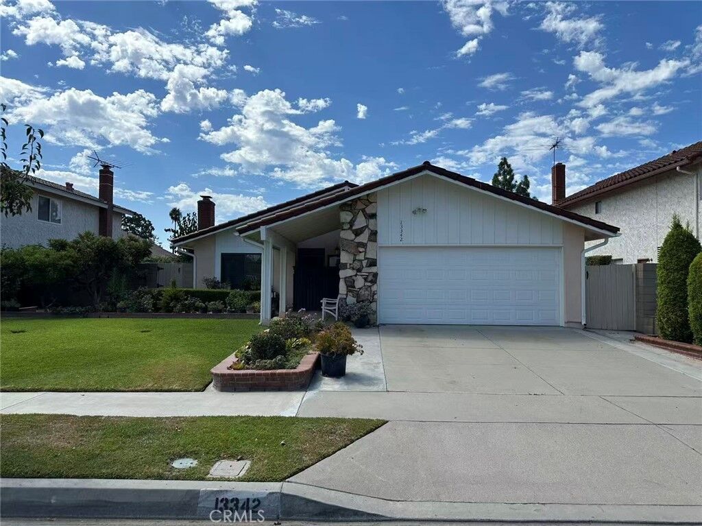 Property Photo:  13342 Durango Place  CA 90703 
