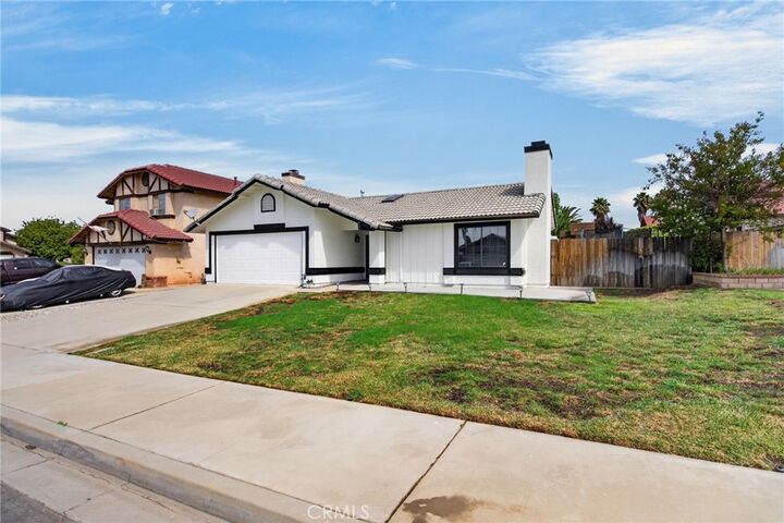 Property Photo:  26348 Bodega Court  CA 92555 