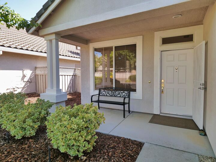 Property Photo:  4082 Sylvan Glen Lane  CA 95747 