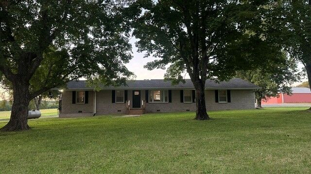 Property Photo: 390 Rankin Rd TN 37031