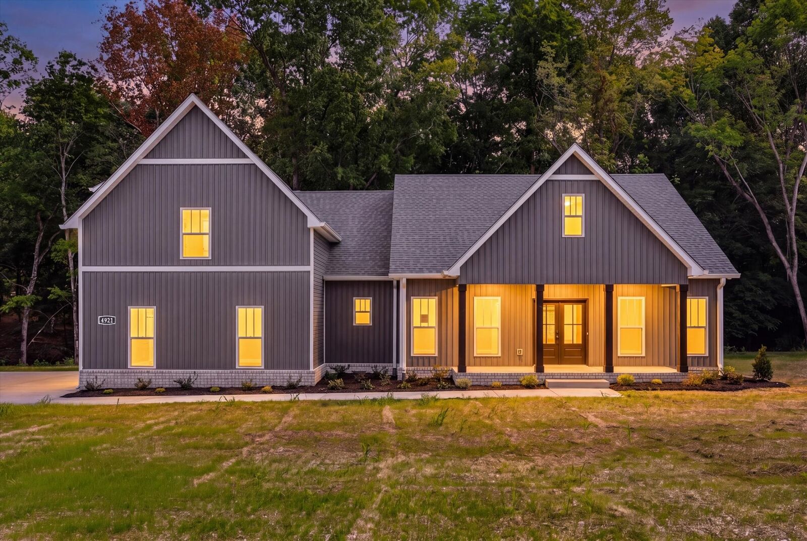 Property Photo:  4973 Hunter Rd  TN 37171 