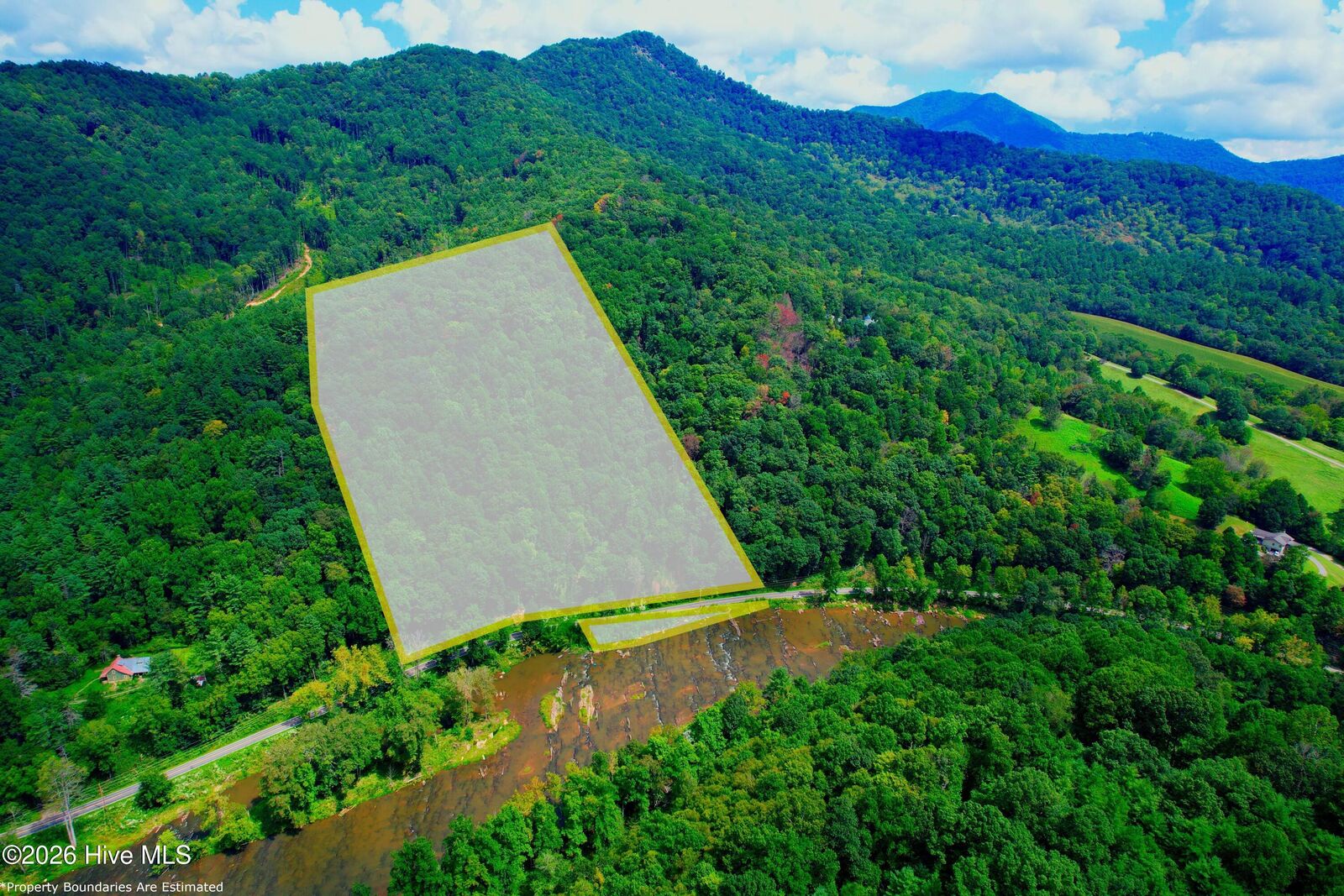 Property Photo:  2872 Panther Creek Road  NC 28721 