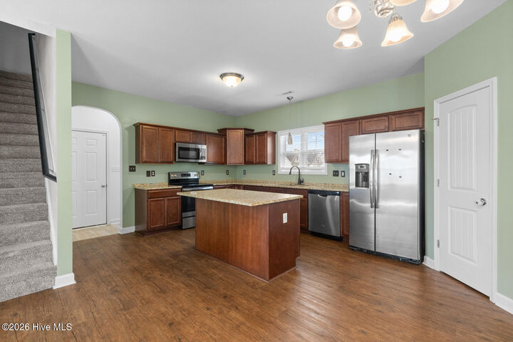 Property Photo:  833 Tuscarora Trail  NC 28546 