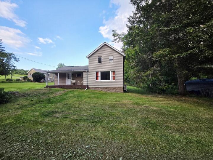 Property Photo:  1328 Gulf Road  PA 18837 