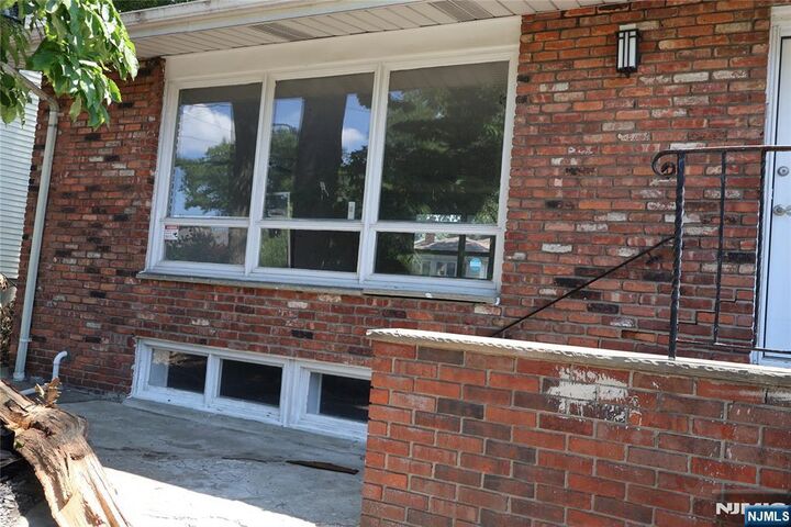 Property Photo:  1032 Glen  NJ 07047 